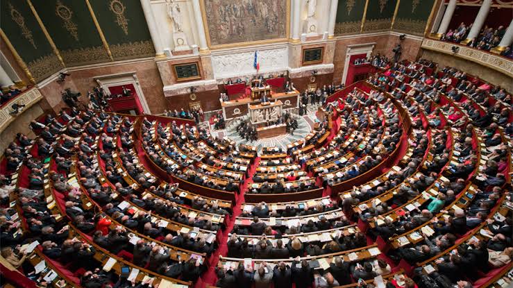 Politique-Assemblée Nationale : Le delai du choix des élus a expiré.