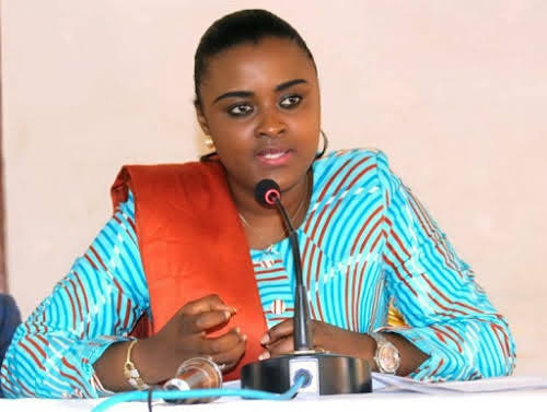 Politique- Haut-Katanga : Francine Muyumba Furaha soutenue par les dames.