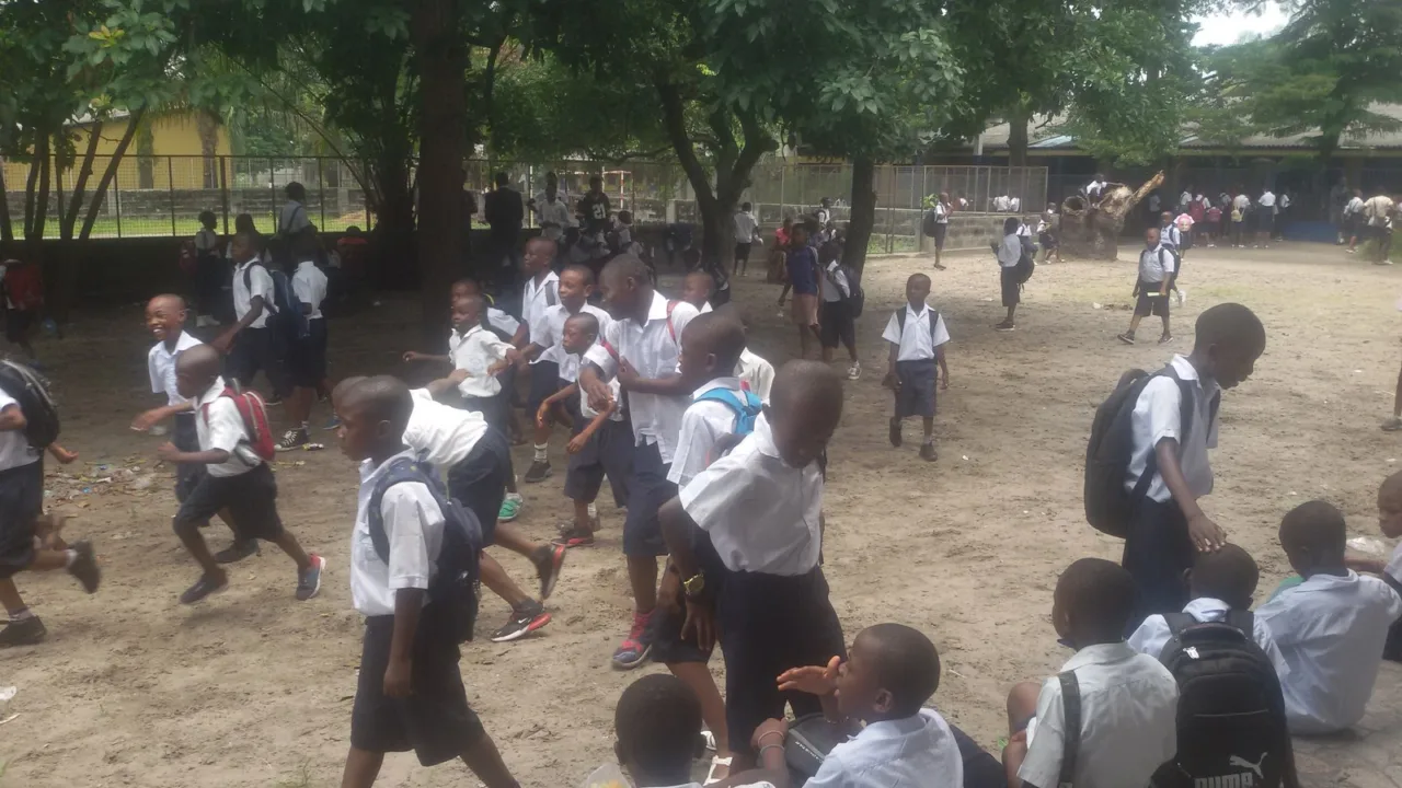 Rentrée scolaire à Kinshasa : Tshisekedi face aux besoins concrets des élèves