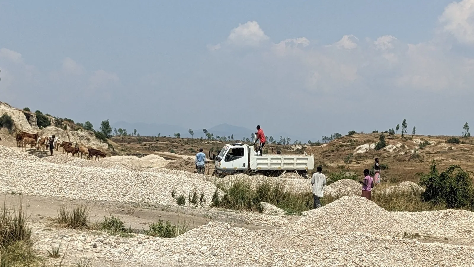 Décryptage : au Sud-Kivu, contrôler les papiers suffira-t-il à tracer les minerais ?