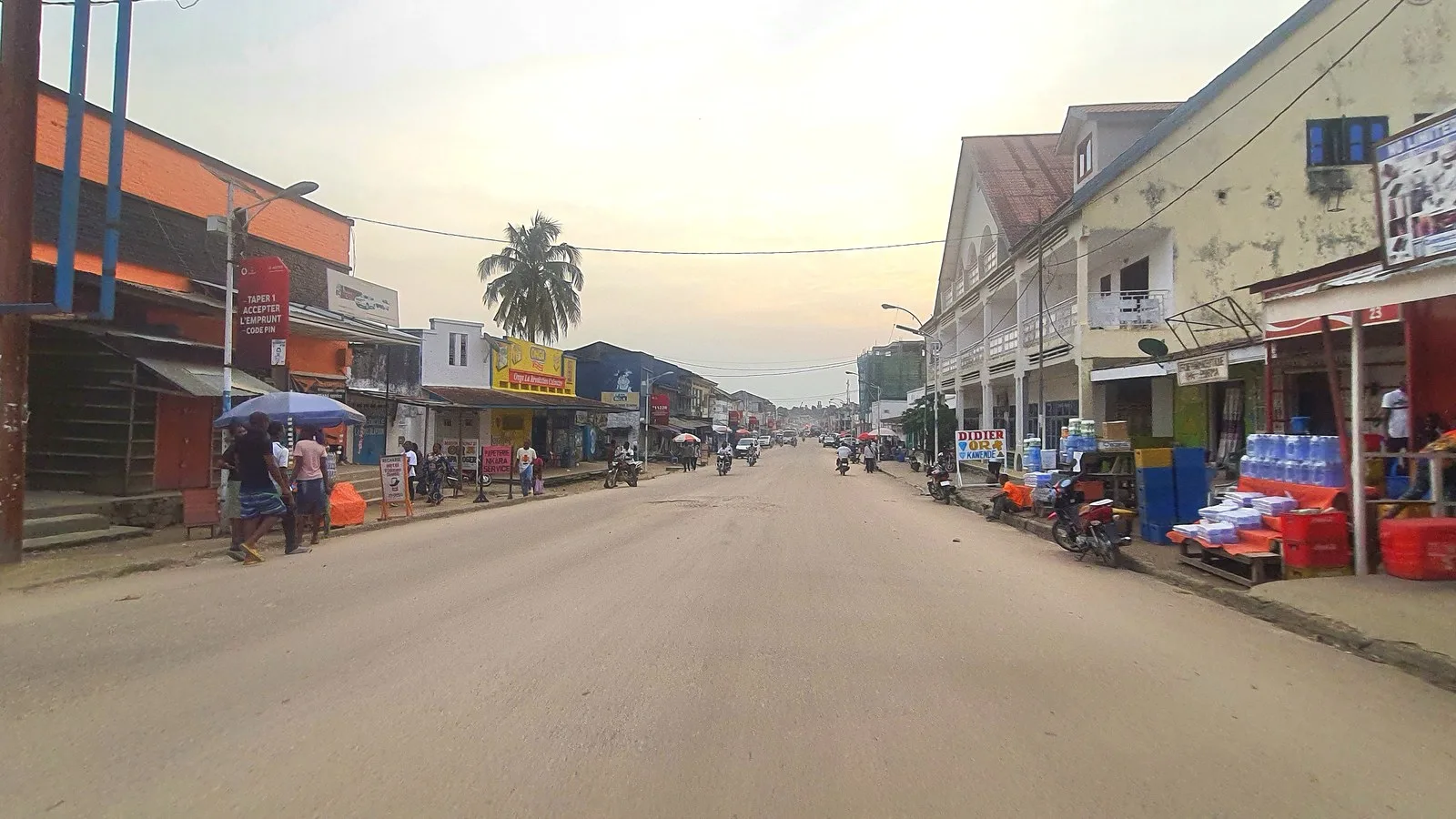 Une vue du boulevard du 30 Juin à Kisangani dans la province de la Tshopo.